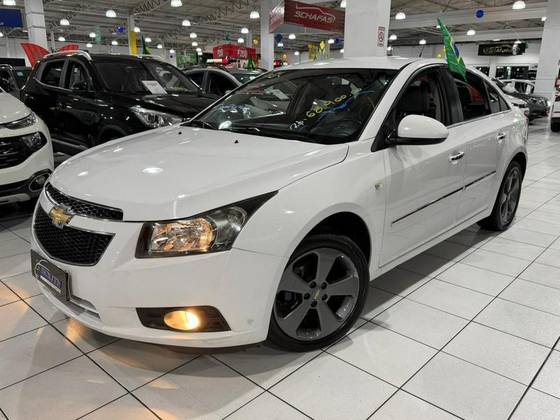 CHEVROLET CRUZE 1.8 LT 16V FLEX 4P AUTOMÁTICO CHEVROLET CRUZE 1.8 LT 16V FLEX 4P AUTOMÁTICO